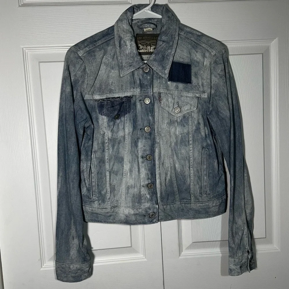 Levi Strauss & Co. Customized Acid Wash Painted Denim Jacket Medium
